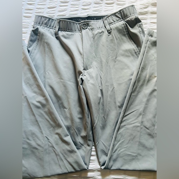 Under Armour Men's Light Gray Pants - Picture 6 of 6